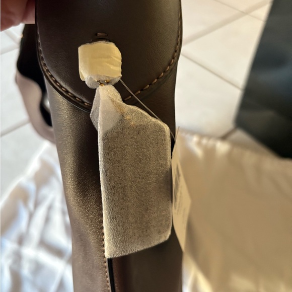 COACH Brooklyn 39 Hobo NWT Maple Brown - Picture 2 of 11